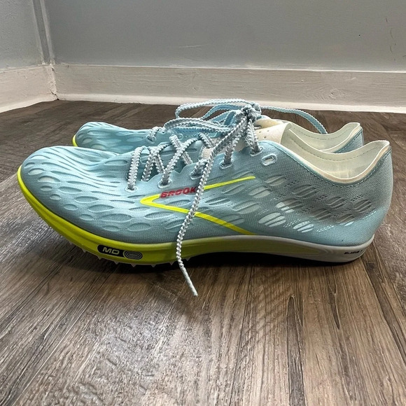 NEW Brooks ELMN8 7 Running Cleats - Picture 4 of 12